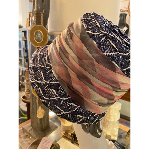 1960s hat, vintage cloche, lazarus paris, navy and white straw, 60s flapper, 22 - Picture 5 of 10